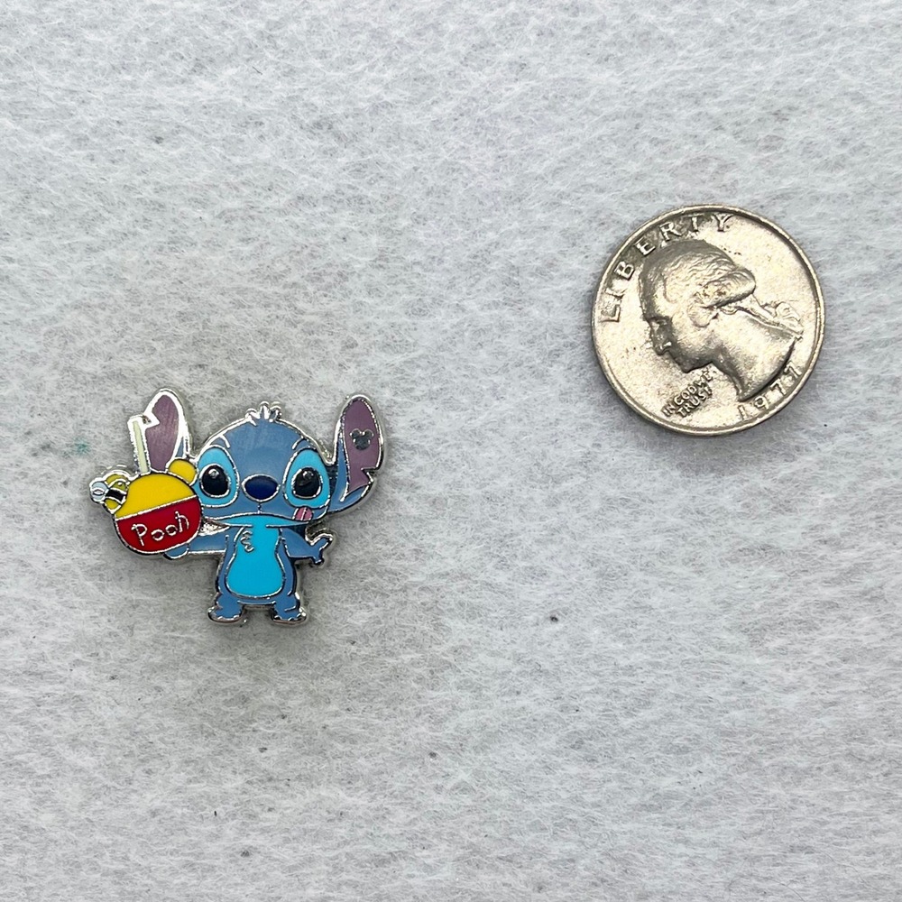 🔮 5/$25 Disney Stitch Winnie Apple Pin - Picture 2 of 3